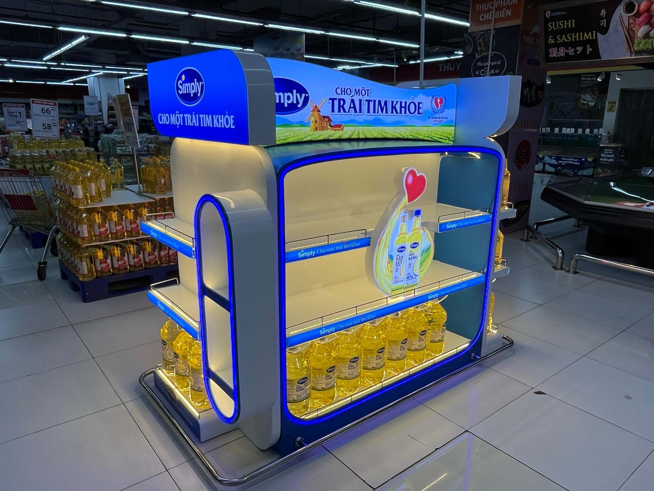 Kệ trưng bày tại điểm bán — ảnh chụp